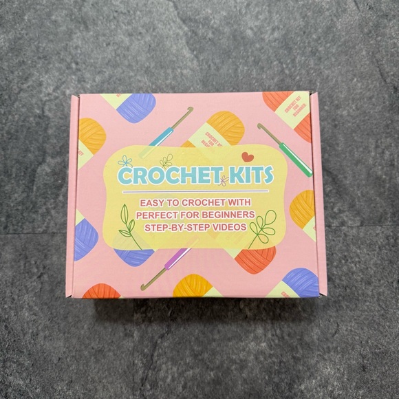 Beginner Crochet Kit with Step-by-Step Videos - Picture 2 of 5